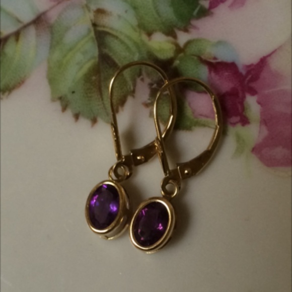 Jewelry - 14k Gold and Amethyst Earrings